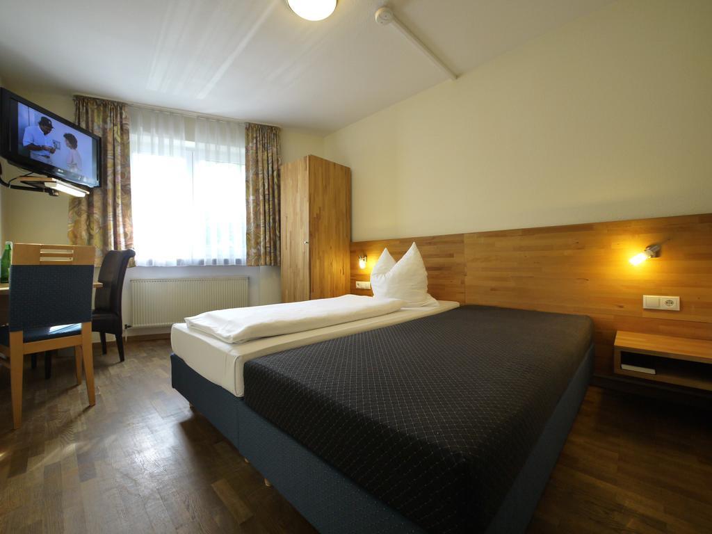 Hotel Pinger Ремаґен Номер фото